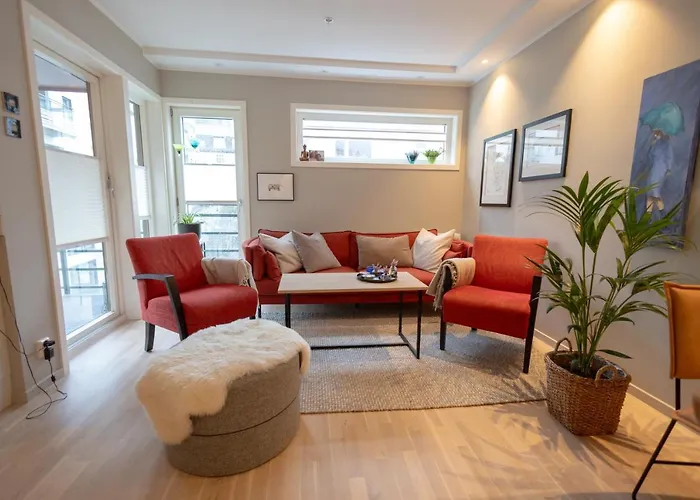 Damsgard , Naer Sentrum *